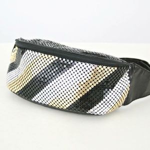 Vintage 90s Metallic Waist purse.